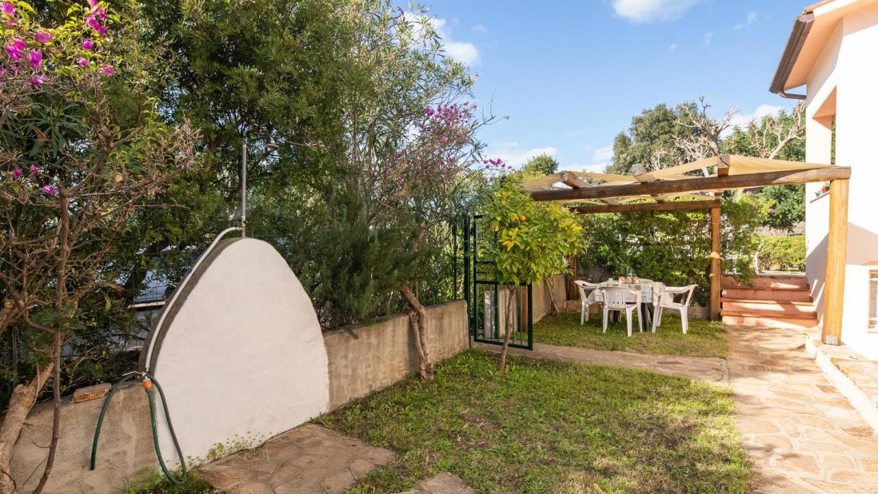 Welcomely - A Due Passi Dal Mare Apartamento Budoni Exterior foto